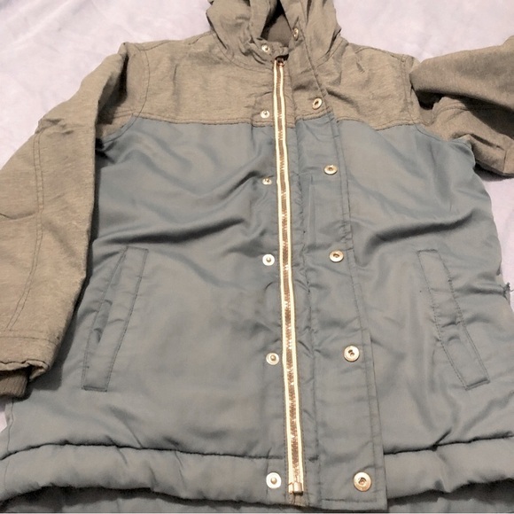 Old Navy Winter Hooded Puffer Coat Full Zip & Buttons Size M(8) Teal Blue/Grey - Picture 4 of 10